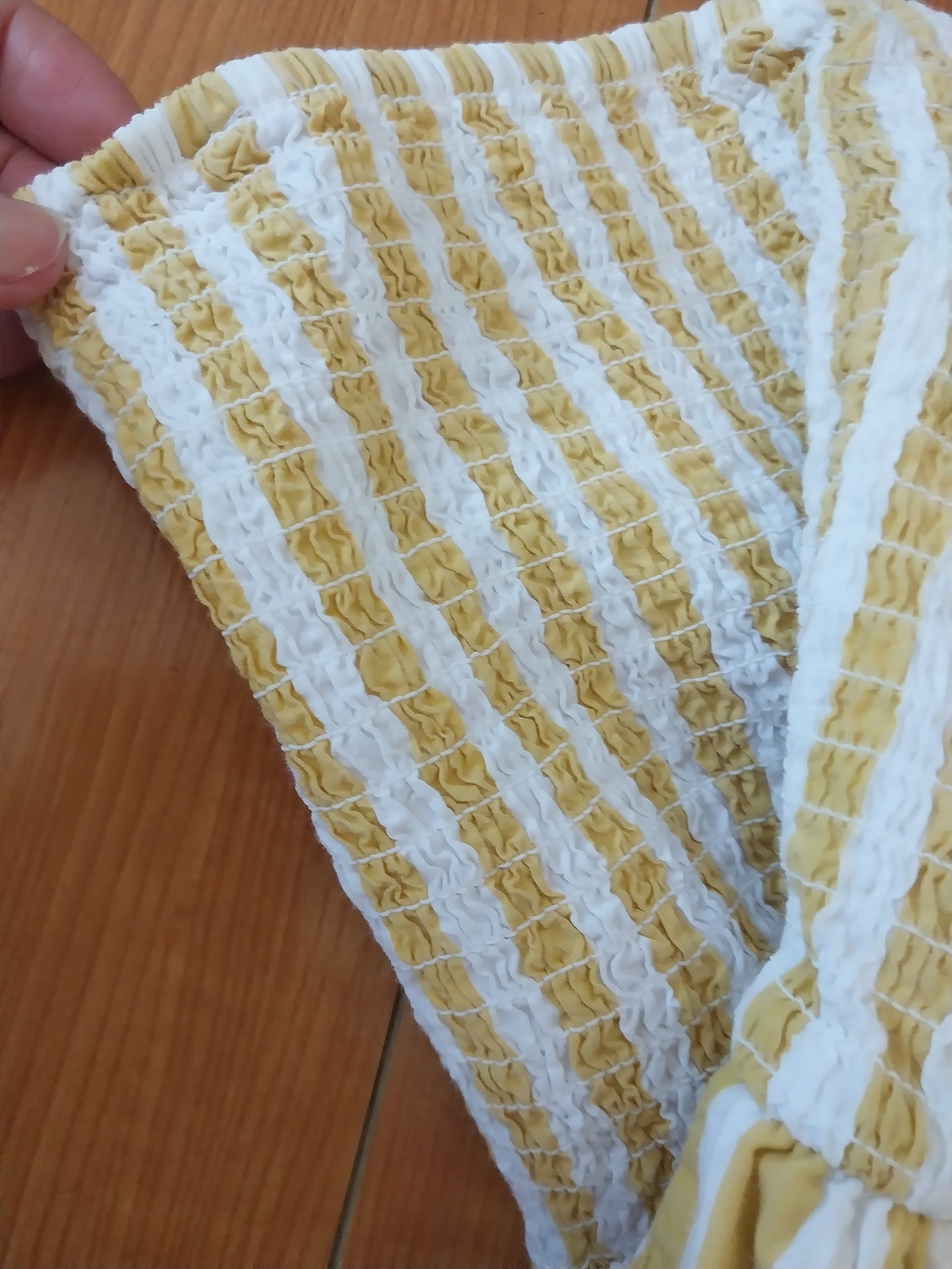 Beautifuk A New Day Yellow/White Strapless Smocked Midi Dress Sz Size Large L - Picture 9 of 9